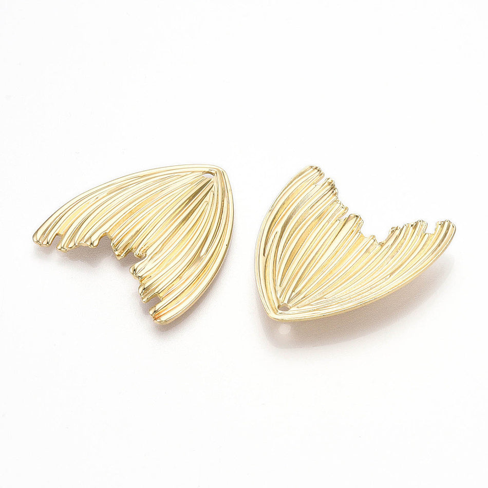 Gold-Filled Fish Tail Pendant 32mm, 4pcs