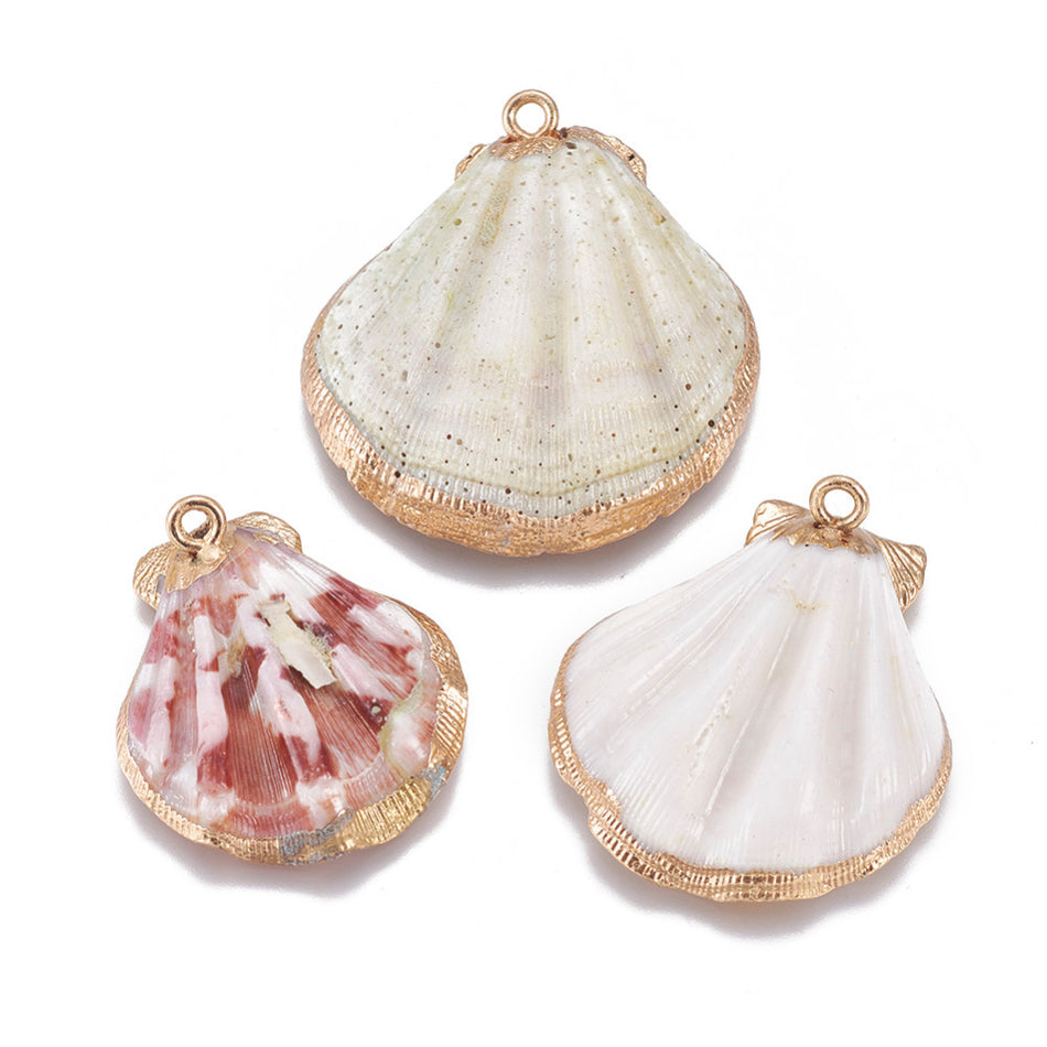 Electroplate Clam Shell Pendant with Gold Edges 32mm, 4pcs