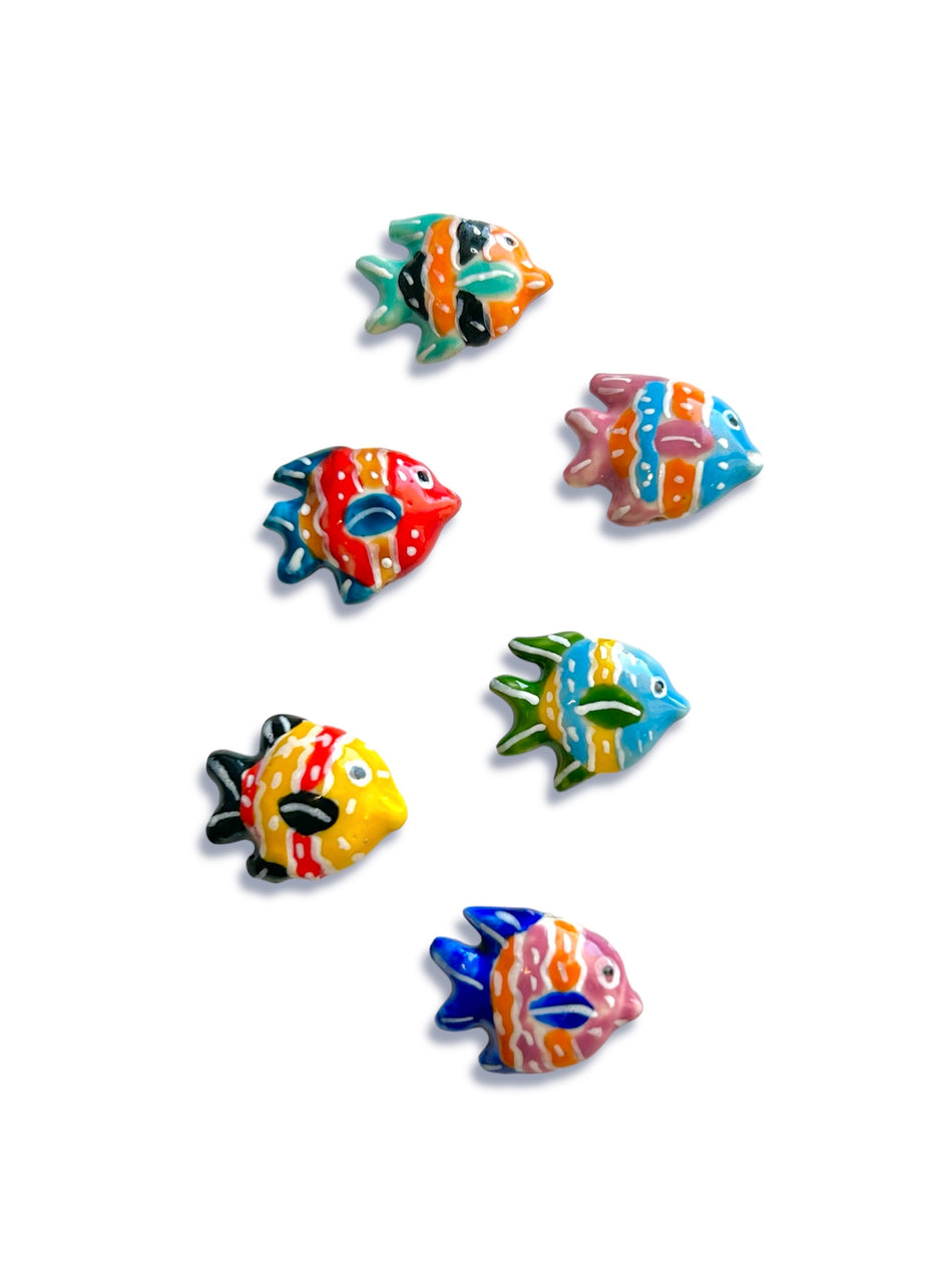 Random Color Ceramic Fish Beads 20mm, 2pcs