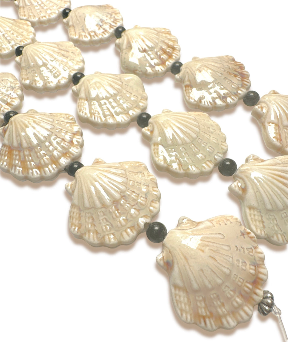 Beige Shell Ceramic Strand, 28mm