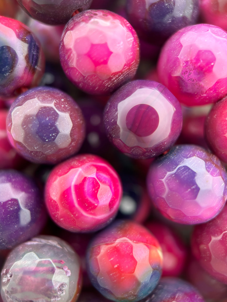 Faceted Magenta Round Agate Strand, 10mm