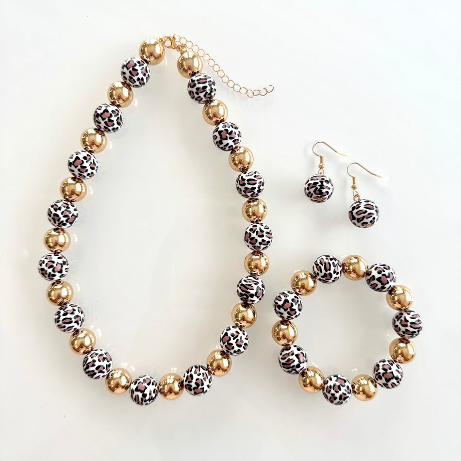 Statement Necklace Set featuring Animal Print Resin Beads and Gold Details, 21inch