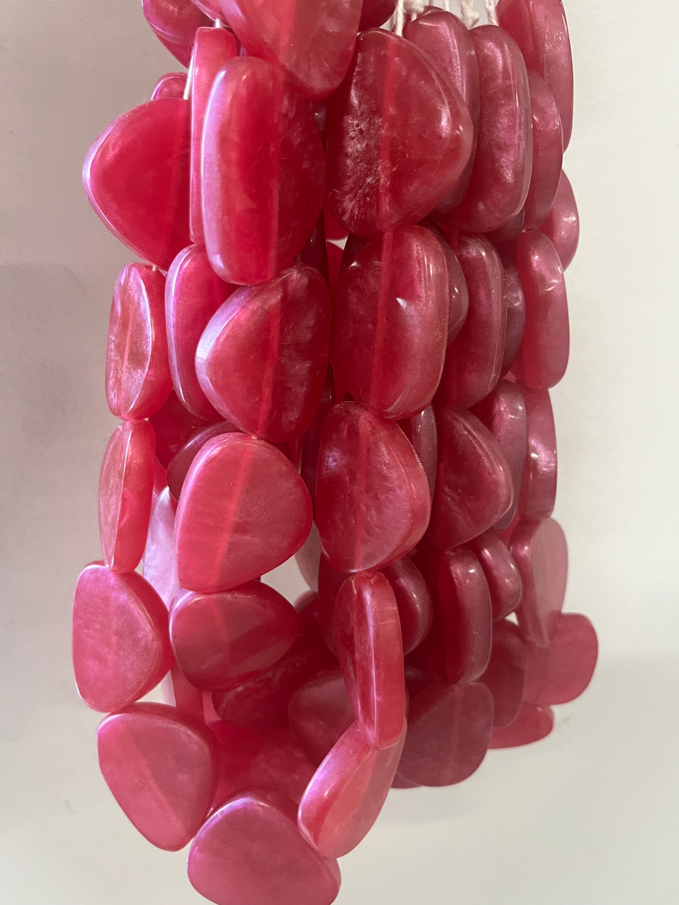 Triangle Resin Bead Strand, 40mm