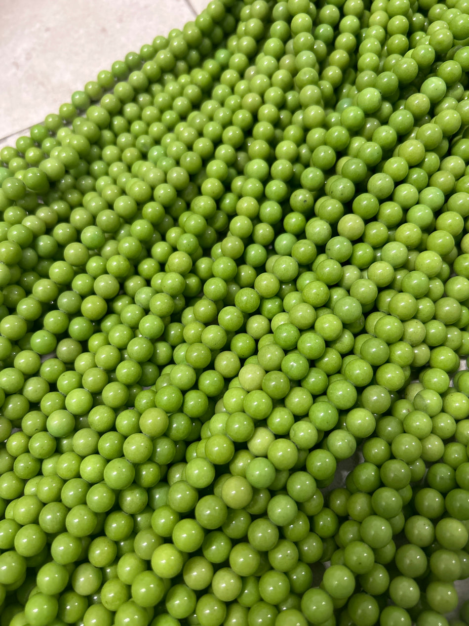 Green Round Bead Jade Strand, 8mm