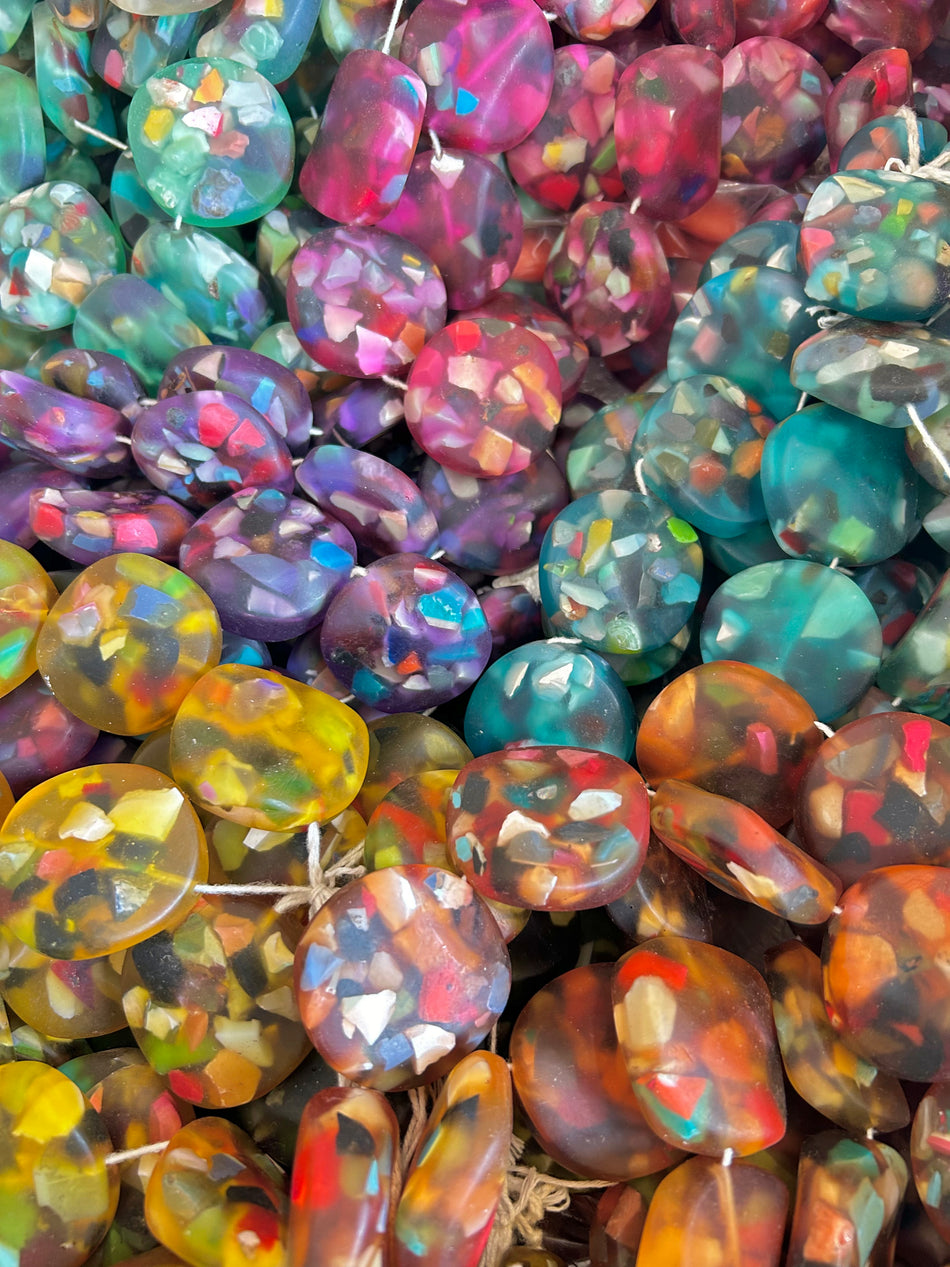 Flat Round Multicolor Resin Bead 48mm, 1pc