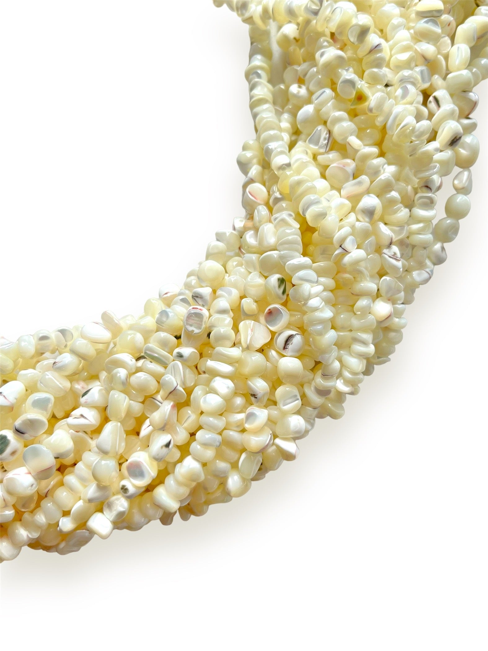 Chip Chip Shell Chip Shell Strand, 8mm – Damaris Beads
