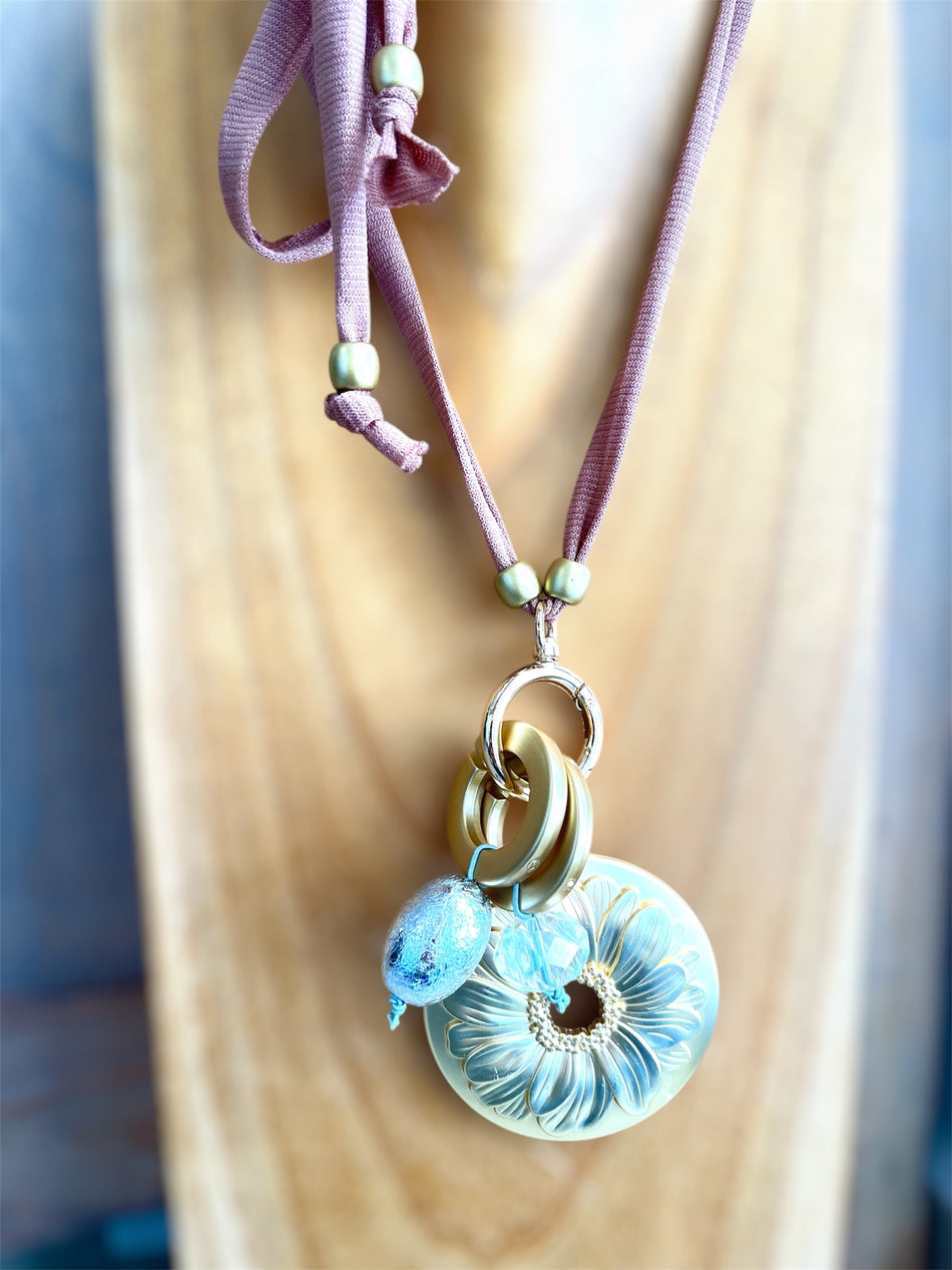 Gold Matte Flower Necklace Kit