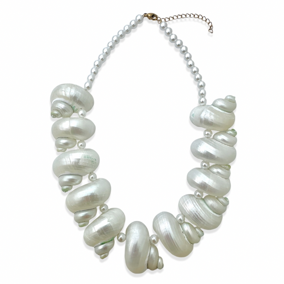 Natural Shell with Crystal Pearl Necklace