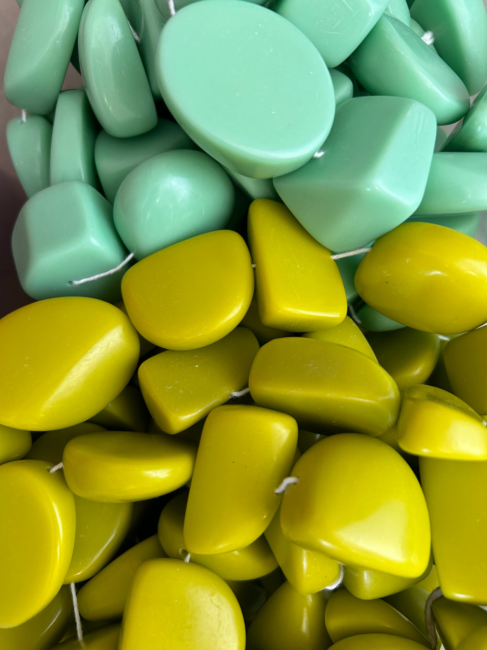 Solid Mixed-Shape Resin Bead Strand, 24mm-45mm