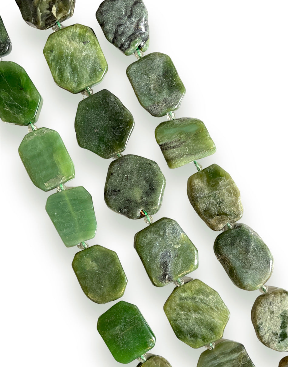 Green Gemstone Strand, 25-30mm