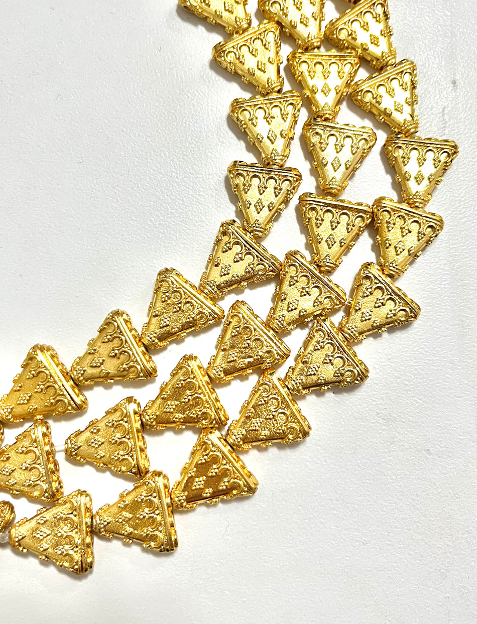 Gold-Filled Triangular Spacer Strand