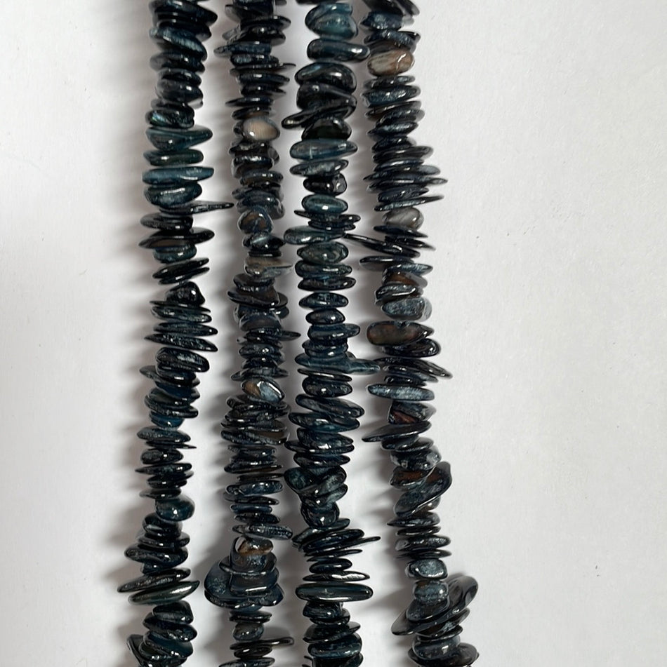 Black Shell Pearl Puka