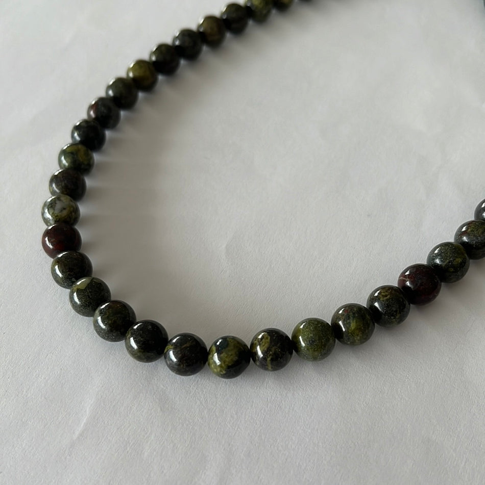 Snake Gemstone 8 mm
