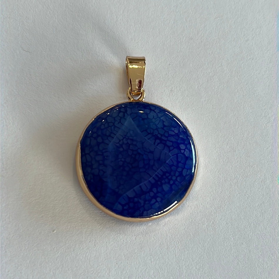 Blue Agate Pendant 22mm